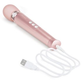 Le Wand Petite Rechargeable Massager with its USB charging cable