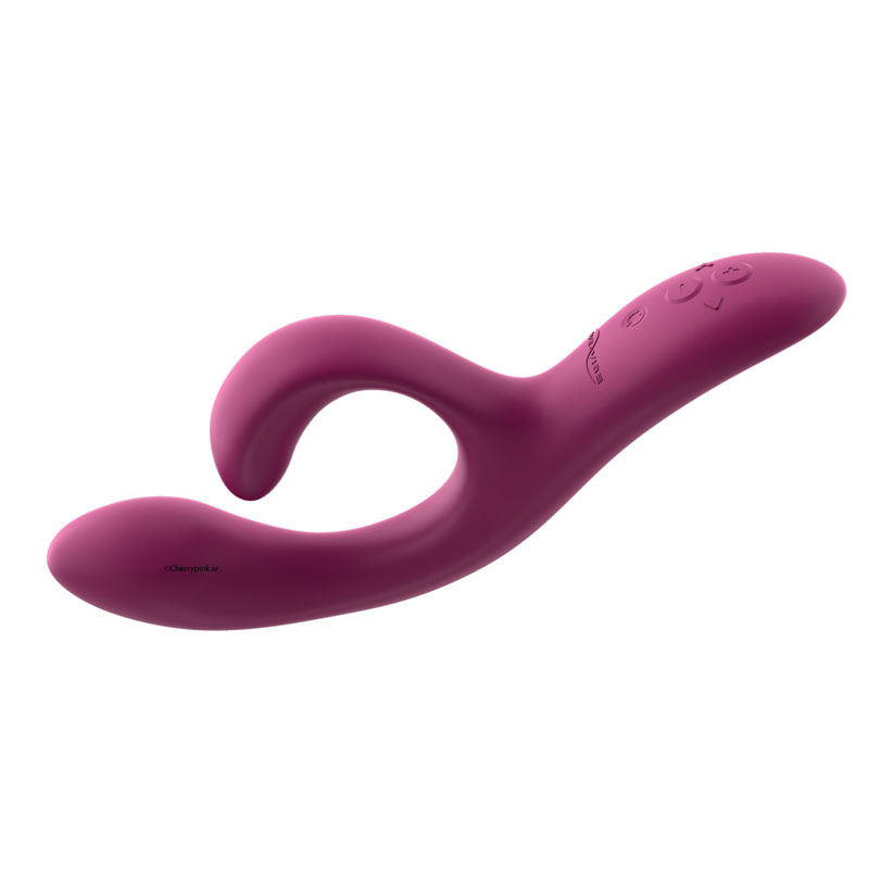 The clitoral and G-spot tips coming close together on the Nova vibrator